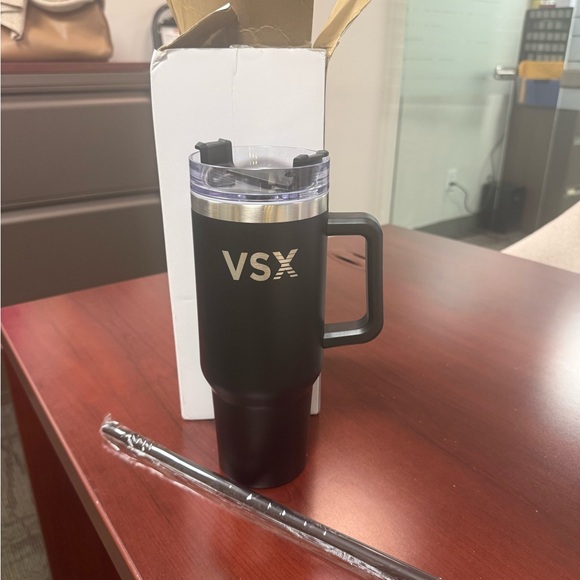 VICTORIA SECRET VSX BLACK TUMBLER WITH STRAW 40oz - Picture 5 of 6